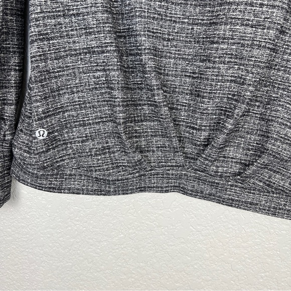 Lululemon Extra Mile Hoodie, Ringspun Denim Black White 4 – Rulu, Ruffle, Runner - Picture 7 of 13